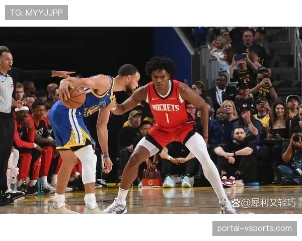 火箭10战8胜变阵关键:阿门汤普森12中11高效表现激活替补席